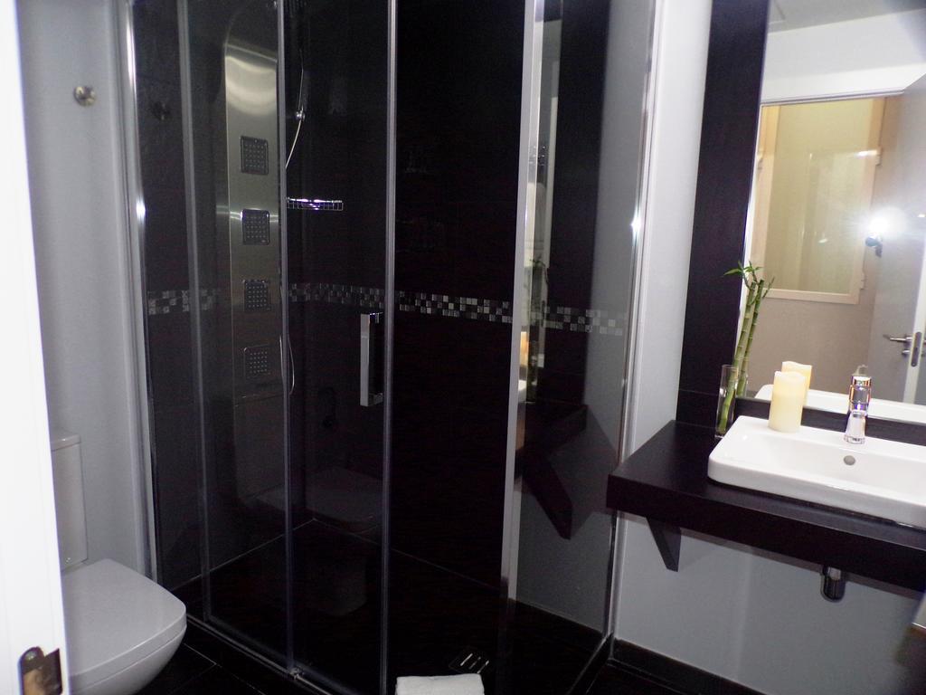 Los Amigos Vip Rooms Madrid Exterior foto