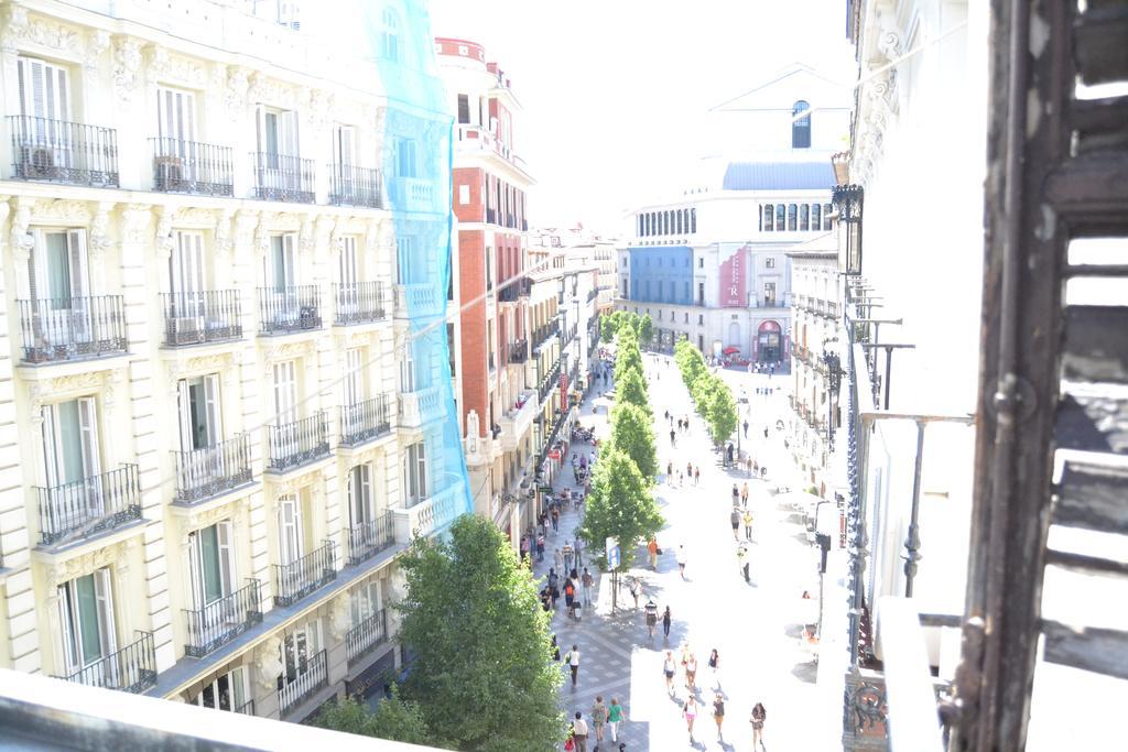 Los Amigos Vip Rooms Madrid Exterior foto