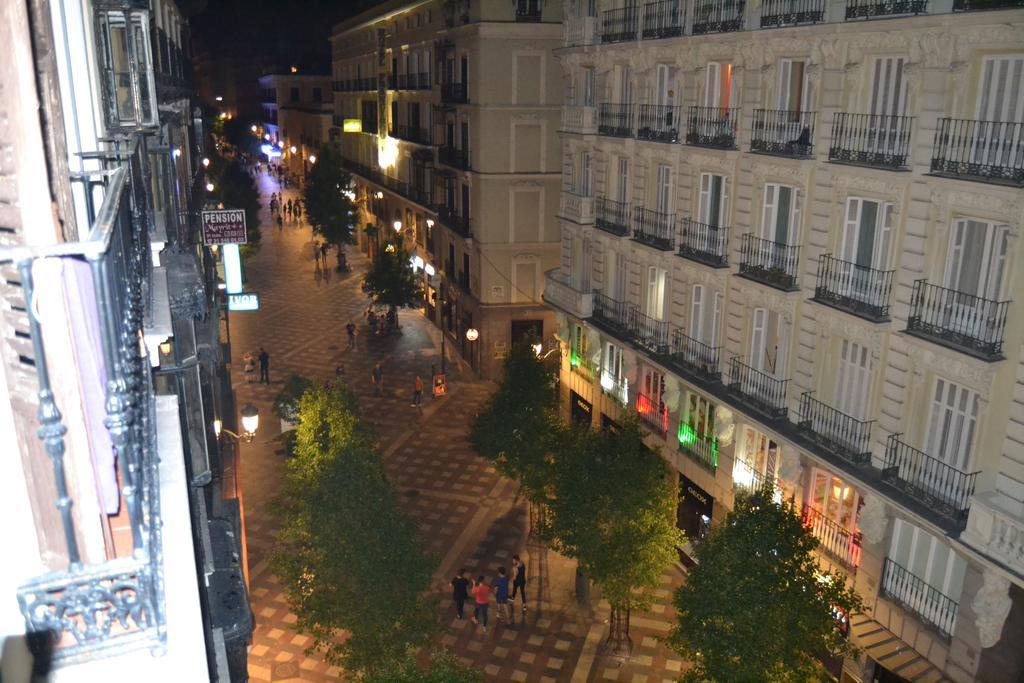Los Amigos Vip Rooms Madrid Exterior foto